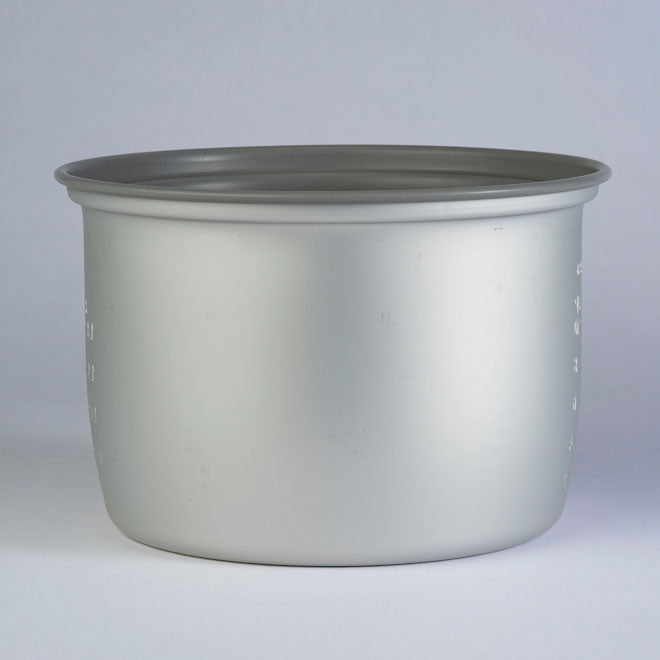 Pan (B226) for NS-RNC18A / RPC18 (10 Cup Model) *Not interchangeable with NRC-18 model B0